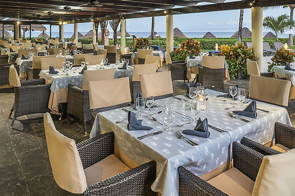 Restaurant - Ocean Coral Turquesa Resort - All Inclusive Beachfront Resort 